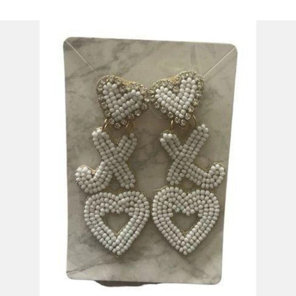NIP! Adorable!  Beaded Bold Pierced Earrings X O Hearts Dangles